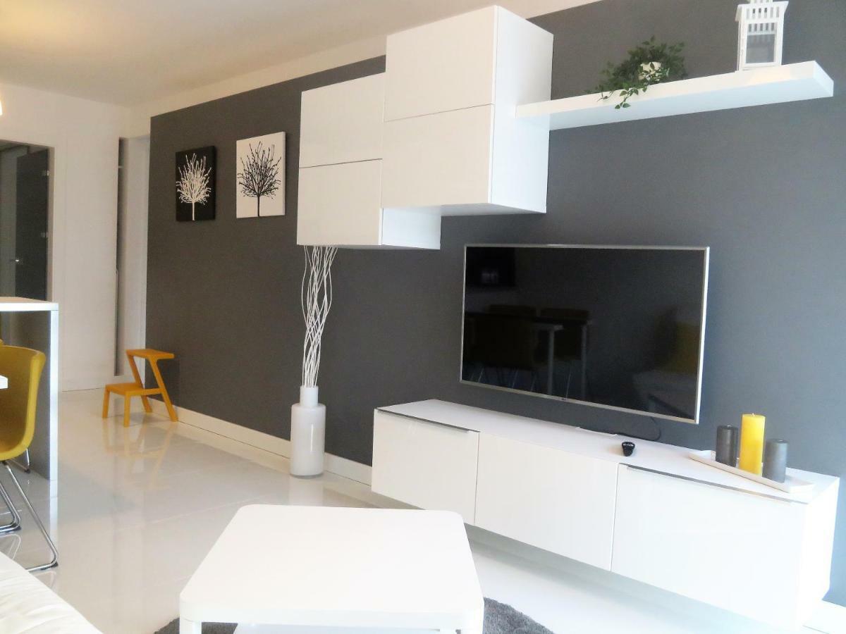Apartament Maxi Poznań Esterno foto