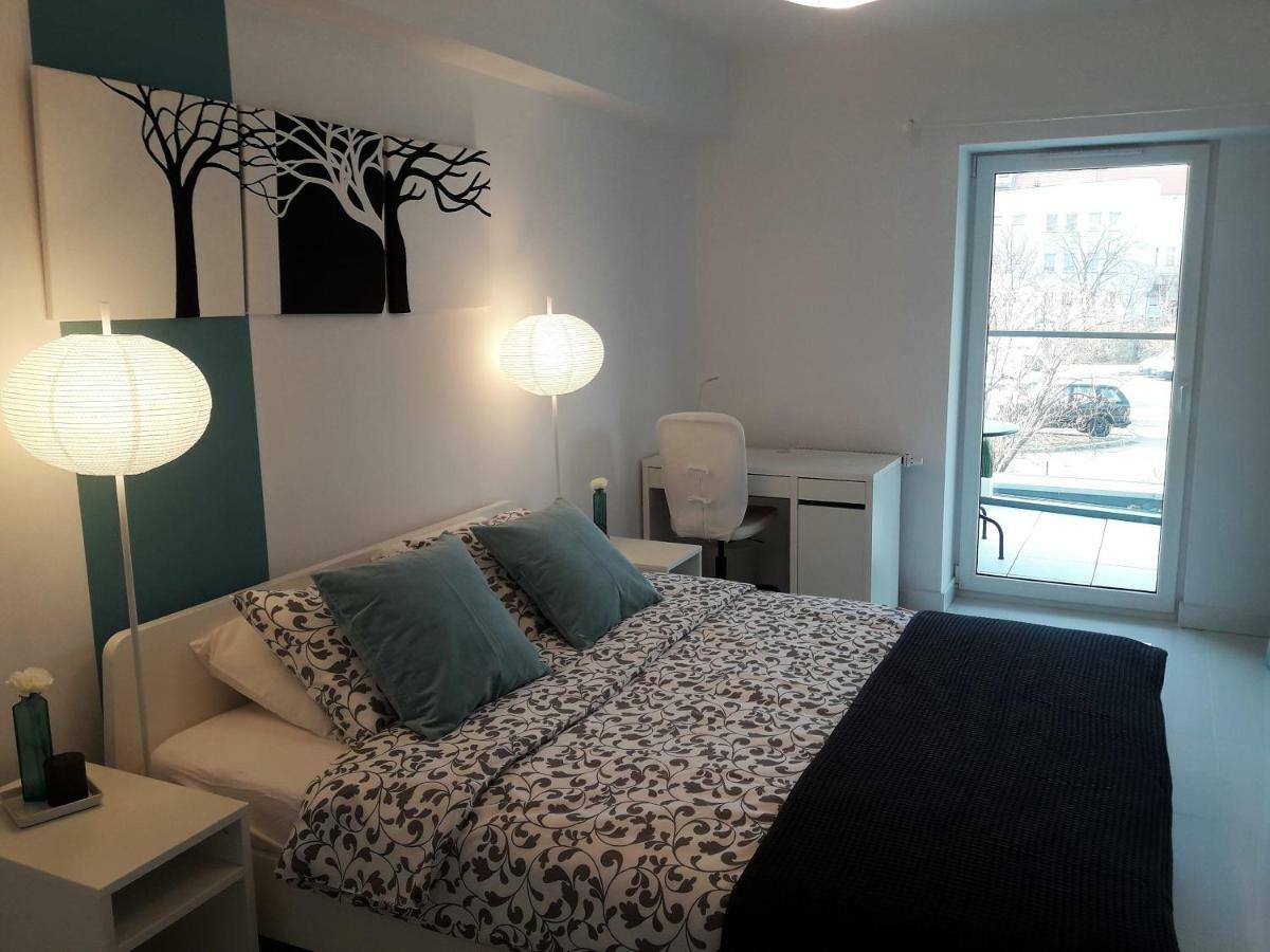 Apartament Maxi Poznań Esterno foto