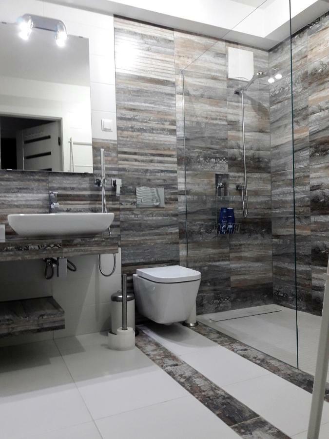 Apartament Maxi Poznań Esterno foto